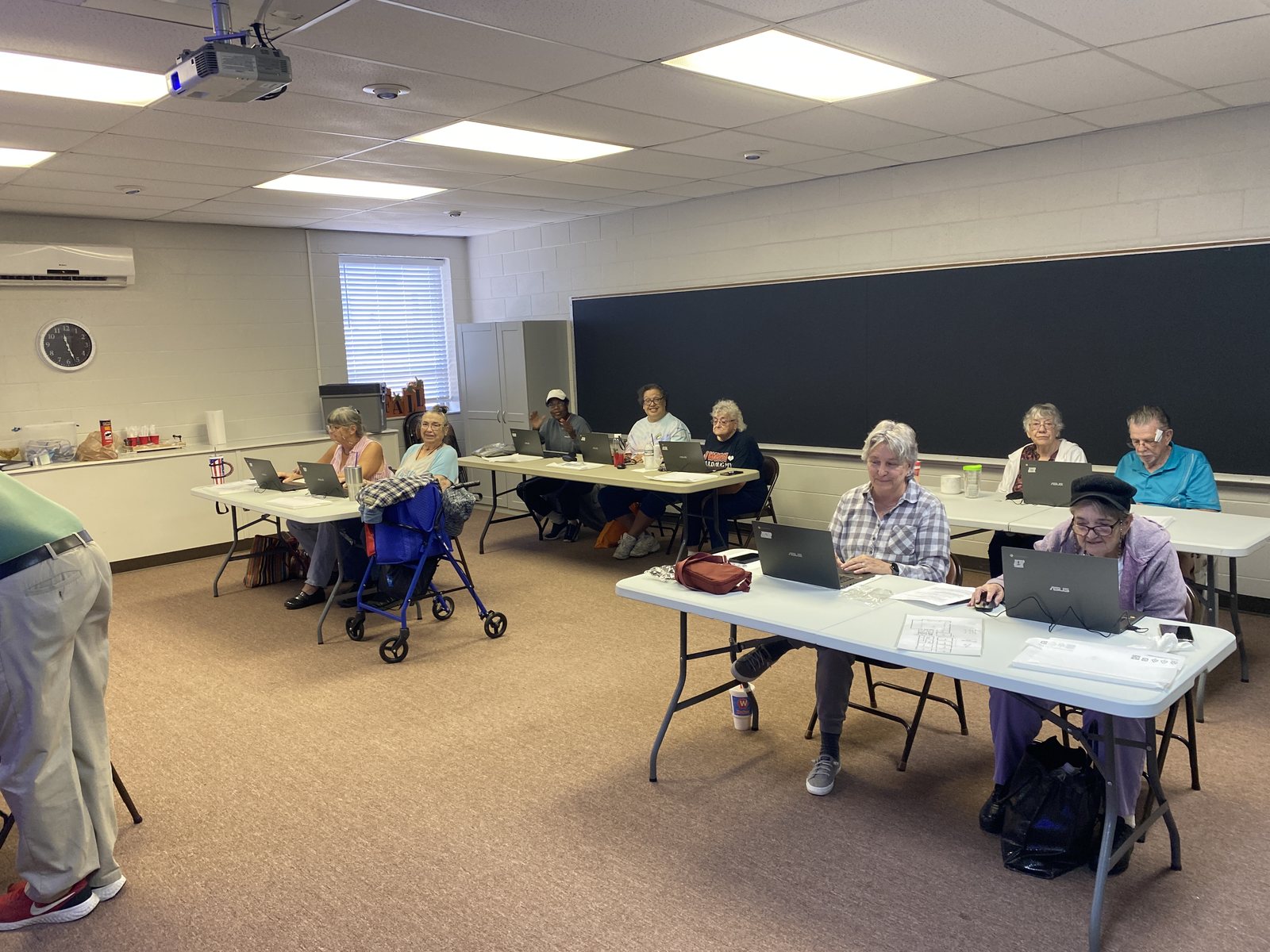 Tech 4 All Tennessee community technology class